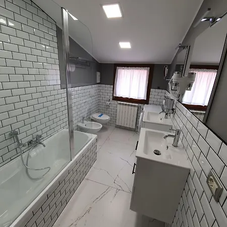 Nette In Sottomarina Mit Terrasse By Interhome Apartament Chioggia